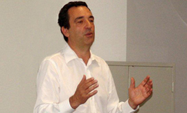 DR. JÚLIO MAGALHÃES NA LUSÍADA DO PORTO