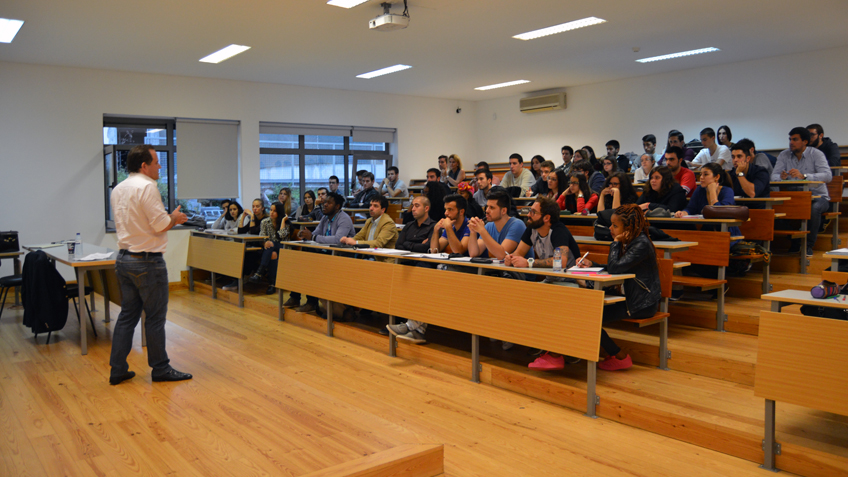 Aula Aberta sobre como “Ser Empreendedor numa Economia Global”