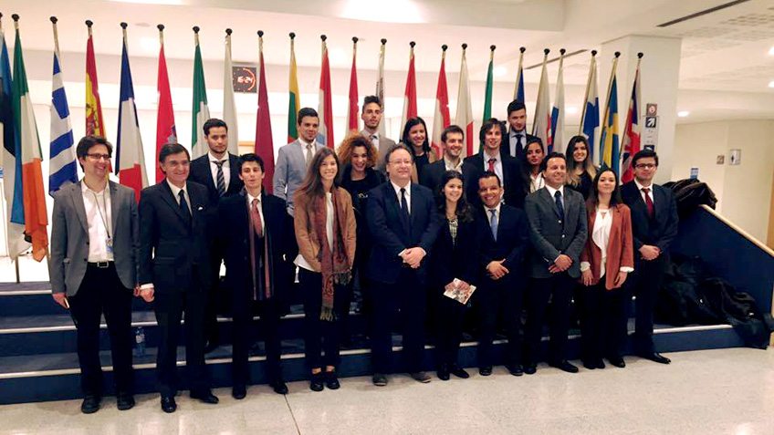 Estudantes de RI visitaram o Parlamento Europeu e a NATO