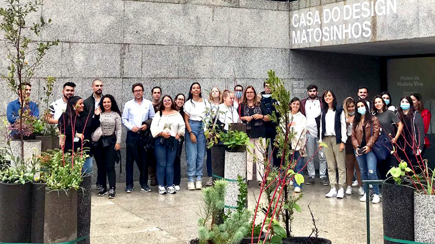 Estudantes de Design visitam o Museu da Matéria Viva na Casa do Design