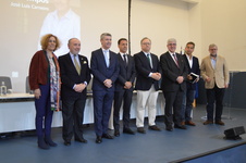 Clique para aumentar