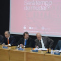 A carregar...